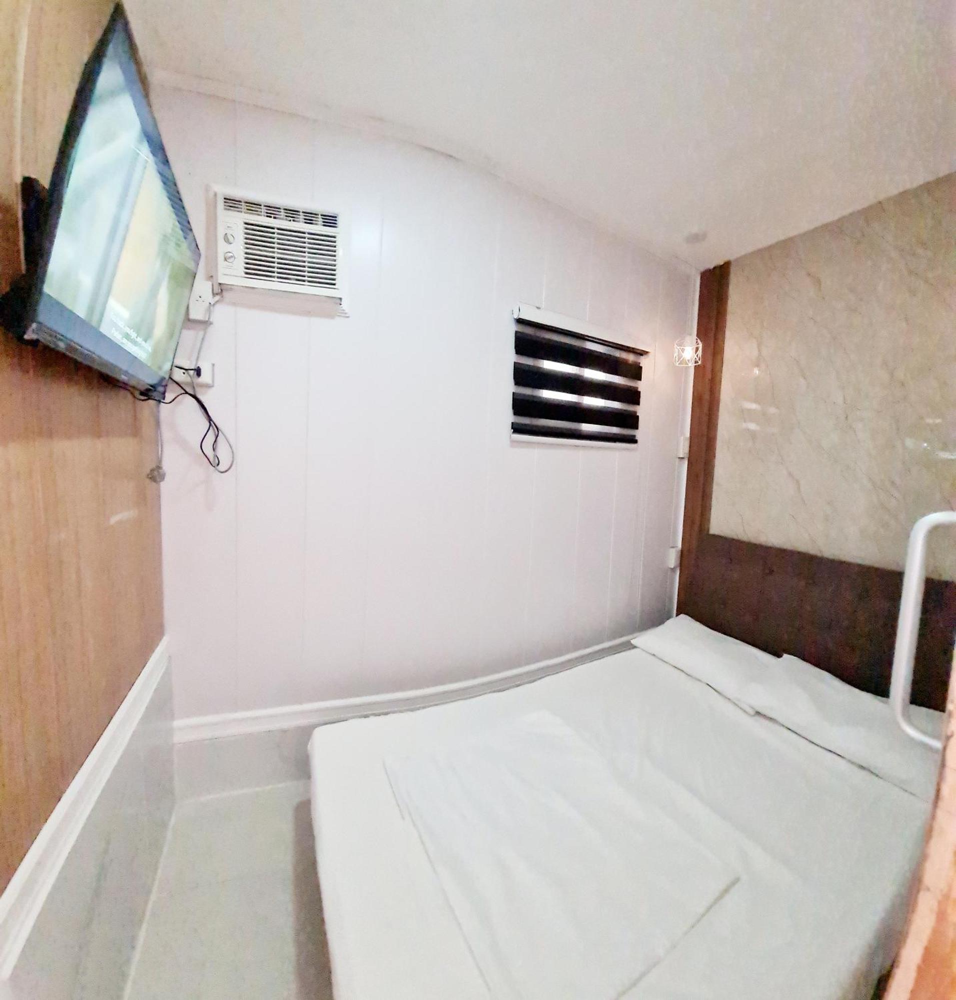 Dasma Lofts Hotel Near Dela Salle Dasma Dasmarinas Exterior photo