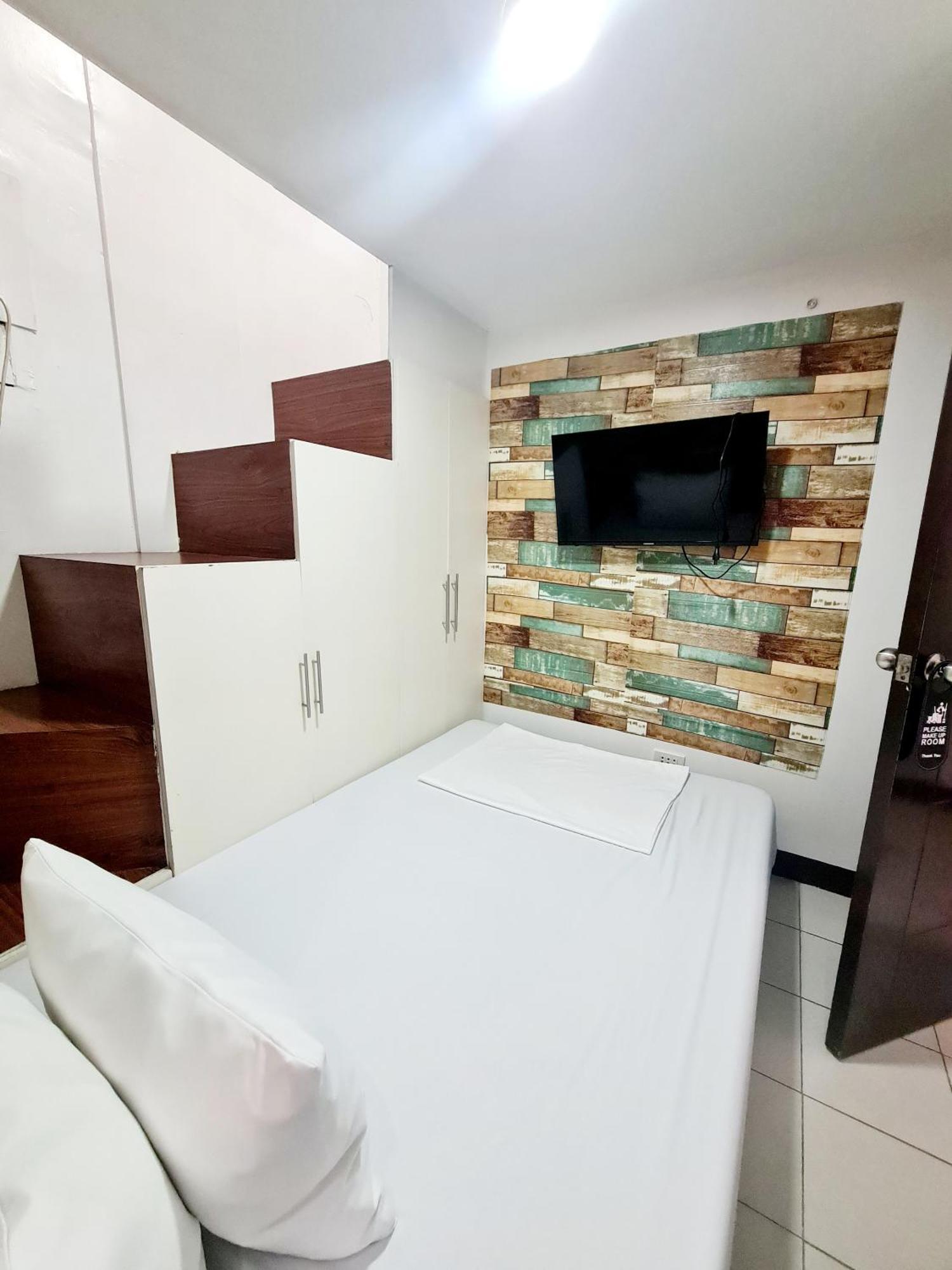 Dasma Lofts Hotel Near Dela Salle Dasma Dasmarinas Exterior photo